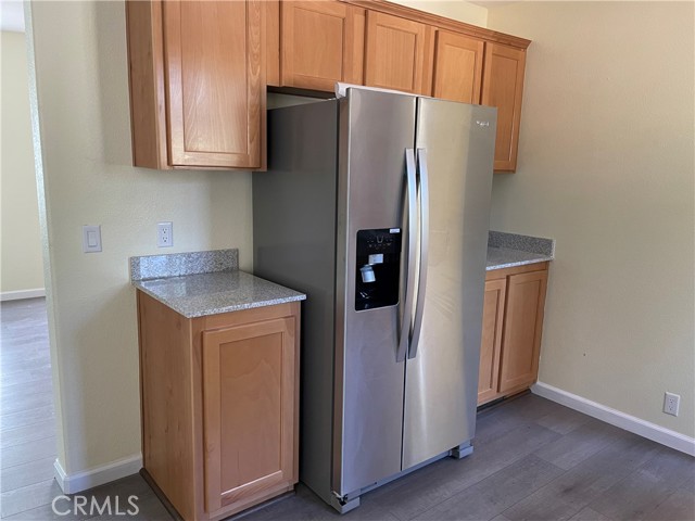 6181 Manzanita Avenue, Clearlake