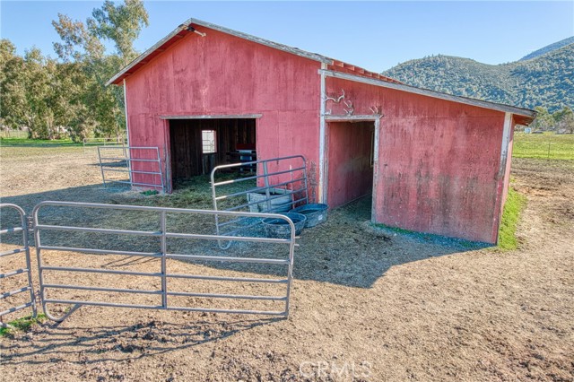 5095 Terri Lane, Kelseyville