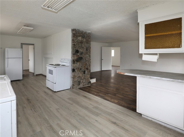 16115 27th Avenue, Clearlake