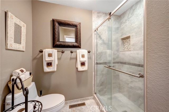 18335 Pinnacle Court, Hidden Valley Lake