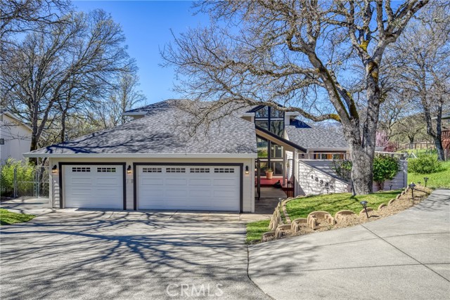 18335 Pinnacle Court, Hidden Valley Lake