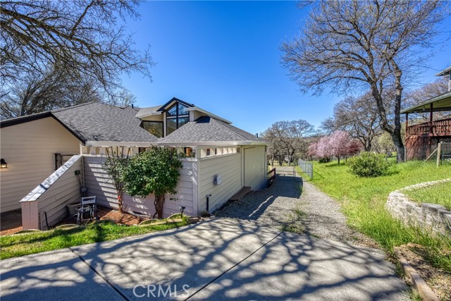 18335 Pinnacle Court, Hidden Valley Lake