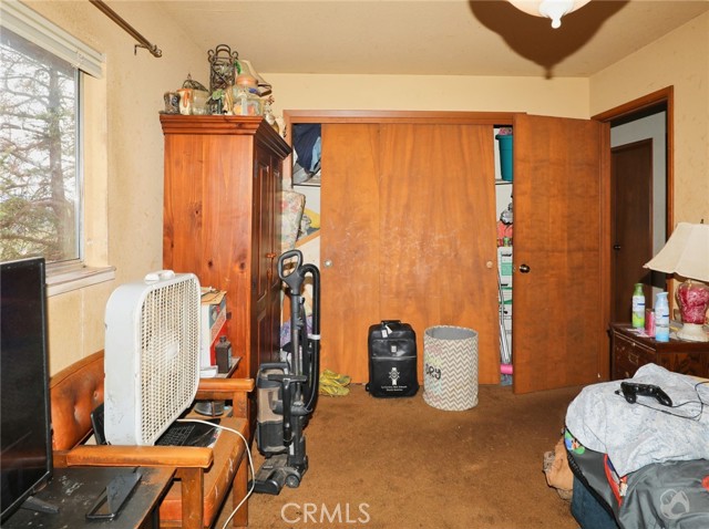 17832 Deer Hill Road, Hidden Valley Lake