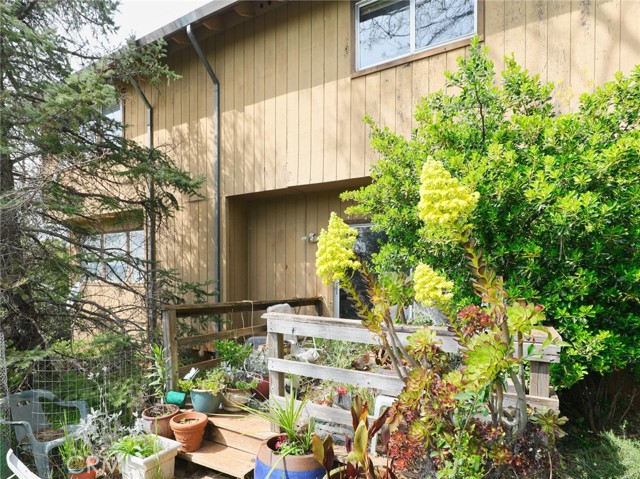 17832 Deer Hill Road, Hidden Valley Lake