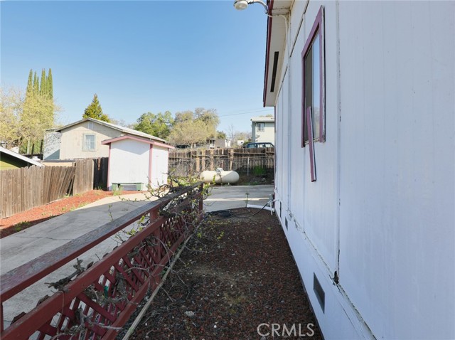 15960 40th Avenue, Clearlake