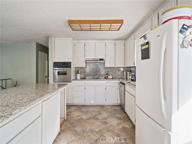 9813 El Dorado Way, Kelseyville