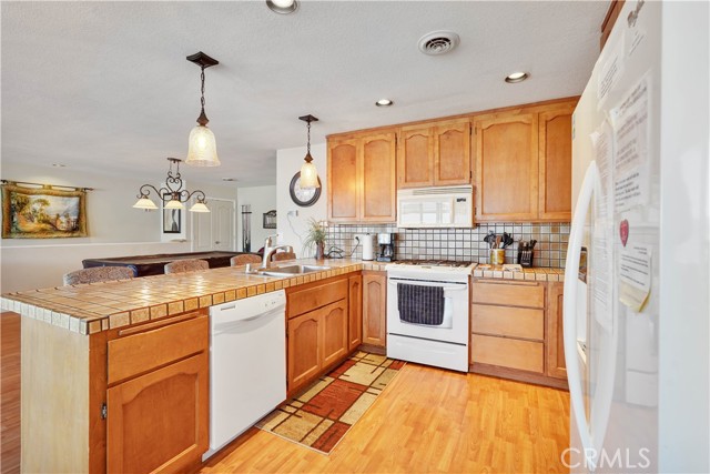 14038 Rosewood Lane, Clearlake