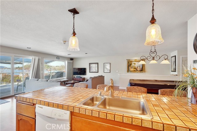 14038 Rosewood Lane, Clearlake