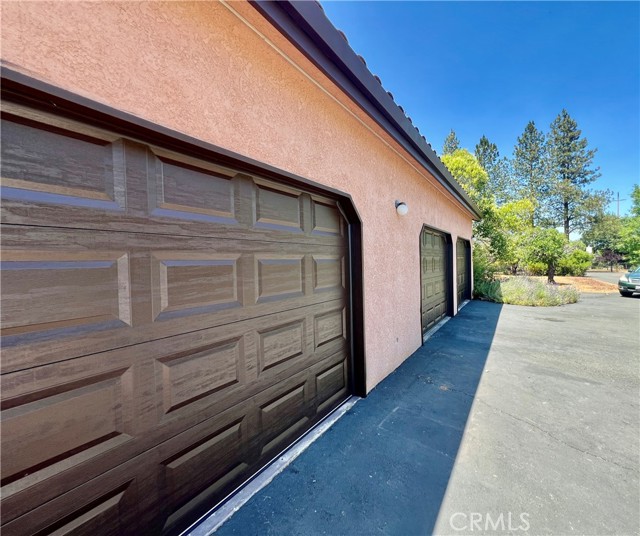 1672 McMahon Road, Lakeport