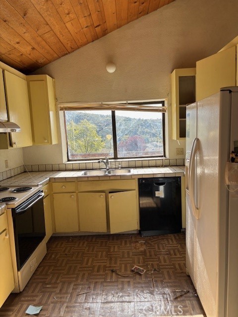 10214 El Dorado Way, Kelseyville