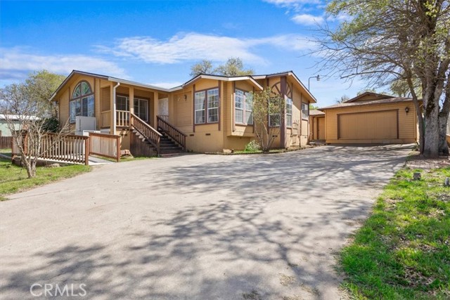 16223 33rd Avenue, Clearlake