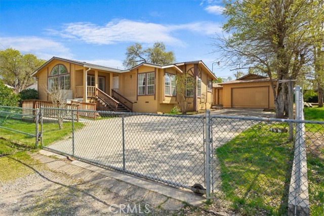 16223 33rd Avenue, Clearlake