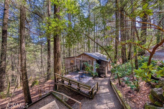 17000 Edgewood Way, Cobb