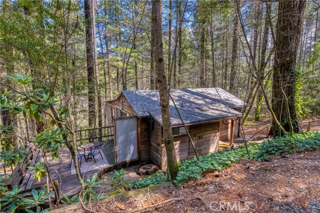17000 Edgewood Way, Cobb