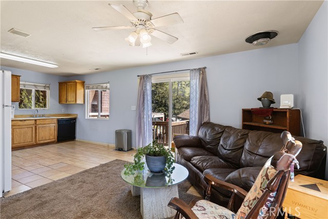 6985 Floyd Way, Nice
