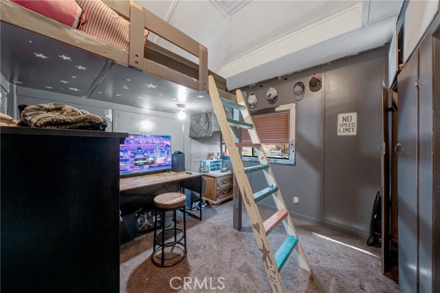 9510 Oak Place, Cobb