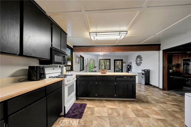 9510 Oak Place, Cobb