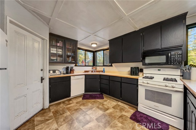 9510 Oak Place, Cobb