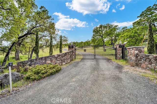 19255 Dallas Court, Hidden Valley Lake