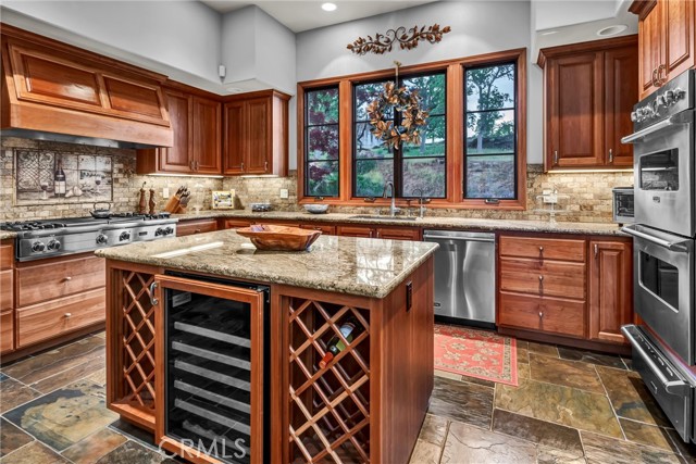 19255 Dallas Court, Hidden Valley Lake