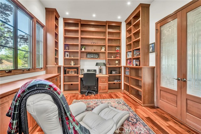 19255 Dallas Court, Hidden Valley Lake