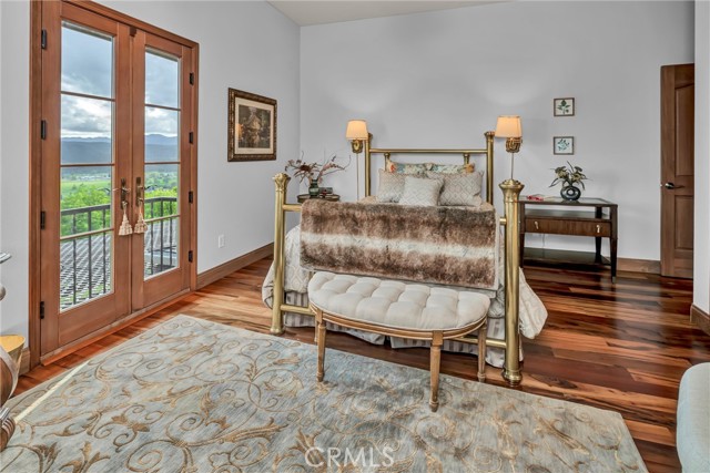 19255 Dallas Court, Hidden Valley Lake