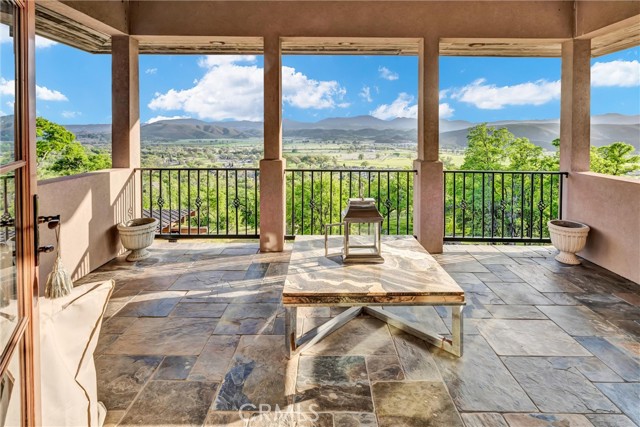 19255 Dallas Court, Hidden Valley Lake