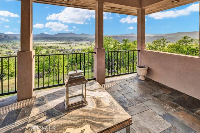 19255 Dallas Court, Hidden Valley Lake