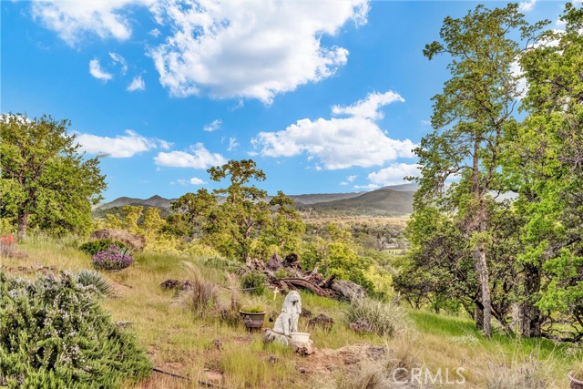 19255 Dallas Court, Hidden Valley Lake