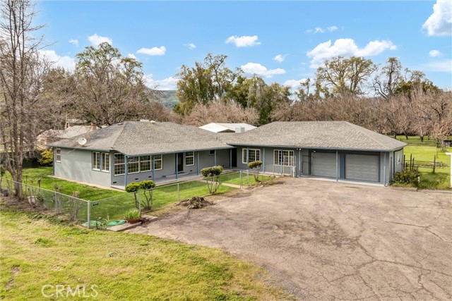 820 Clover Drive, Upper Lake