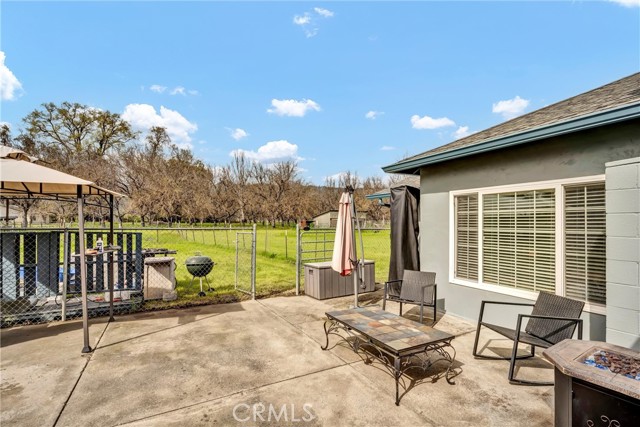 820 Clover Drive, Upper Lake