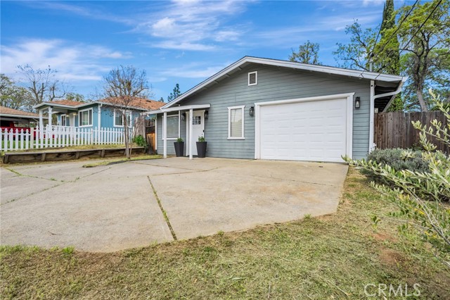 372 Forest Drive, Lakeport