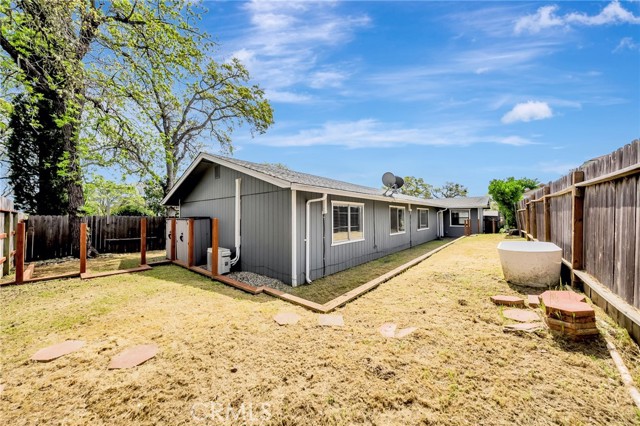 372 Forest Drive, Lakeport