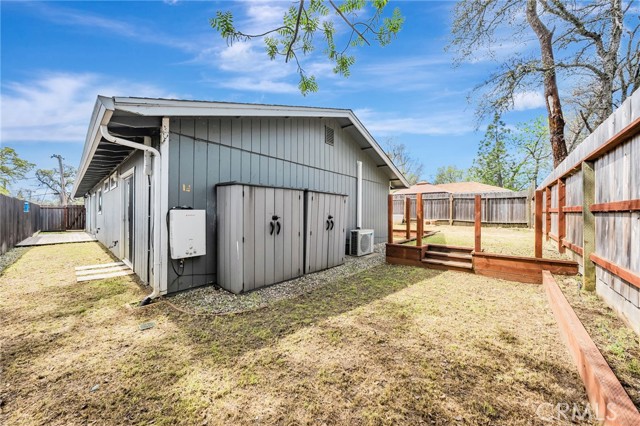 372 Forest Drive, Lakeport