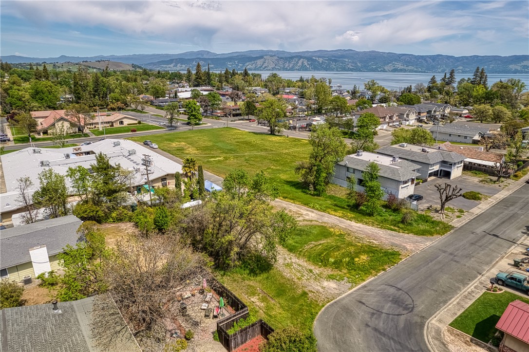 1450 Orchid Way, Lakeport