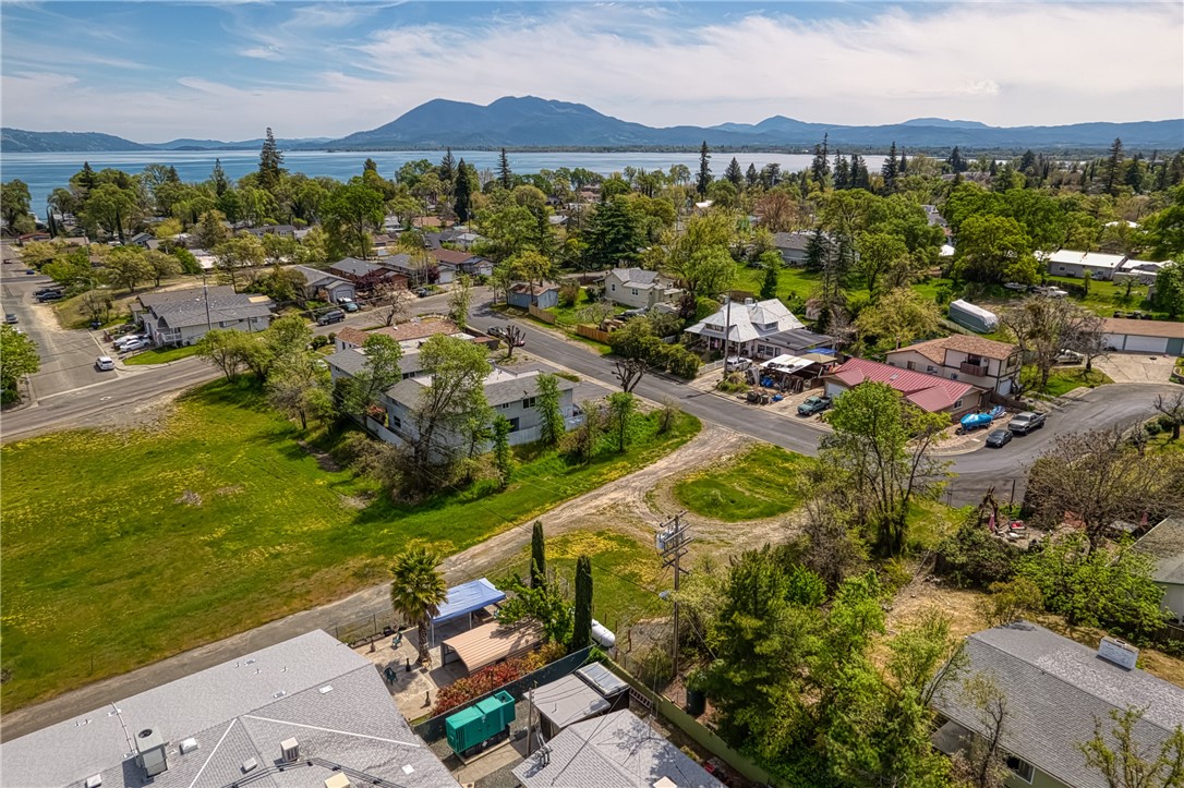 1450 Orchid Way, Lakeport