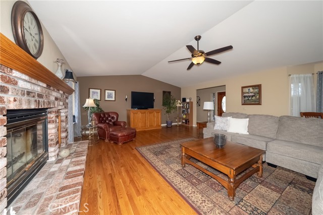 1901 Riggs Road, Lakeport