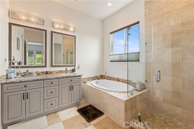 295 Katie Court, Lakeport