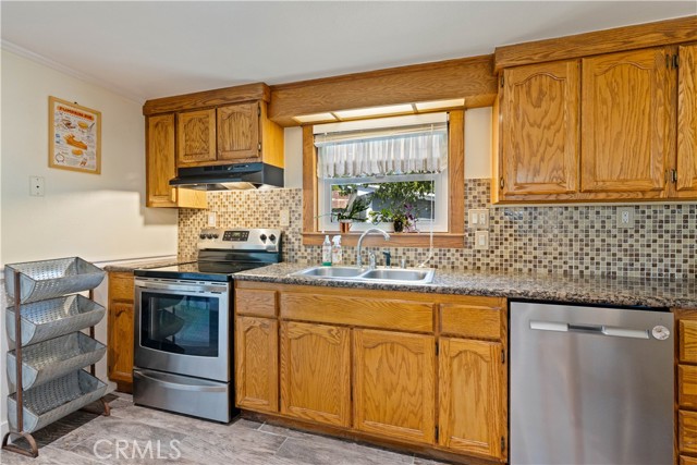 9748 Middle Creek Road, Upper Lake
