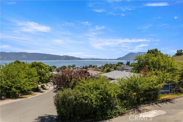 505 Walnut Drive, Lakeport