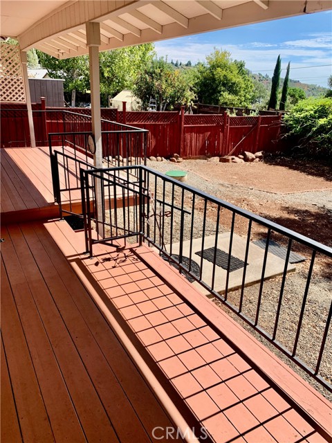 18427 Deer Hill, Hidden Valley Lake