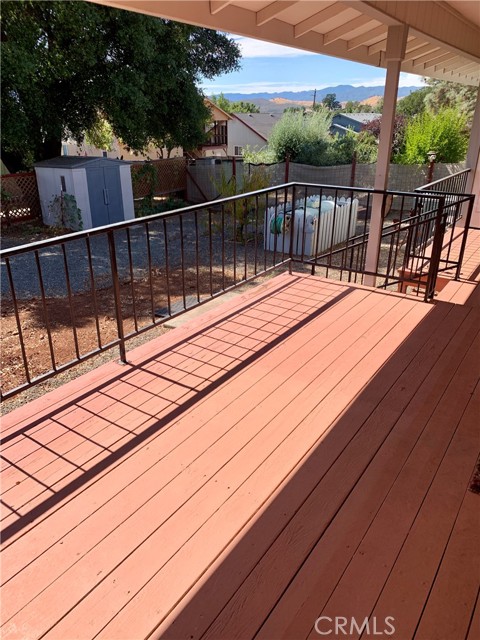 18427 Deer Hill, Hidden Valley Lake