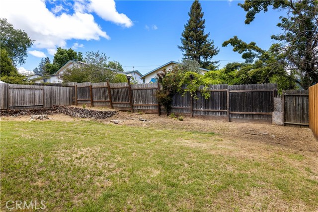 316 Robin Hill Drive, Lakeport