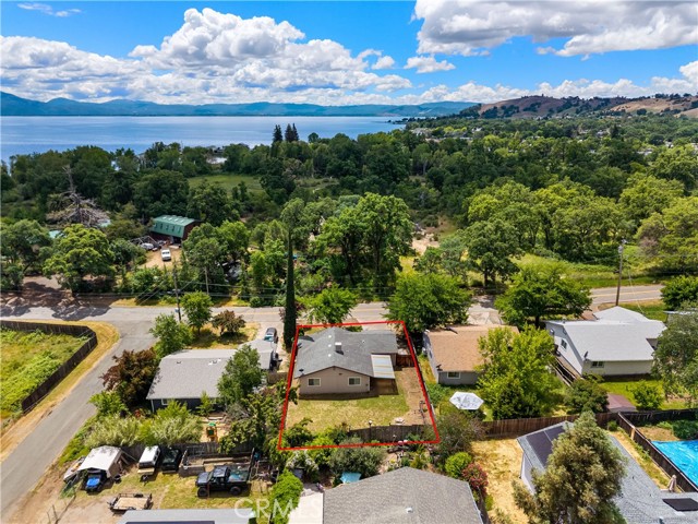 316 Robin Hill Drive, Lakeport