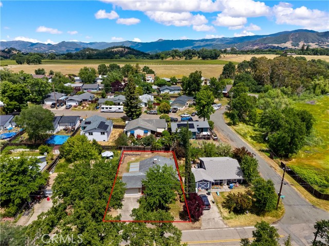 316 Robin Hill Drive, Lakeport
