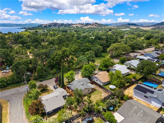316 Robin Hill Drive, Lakeport