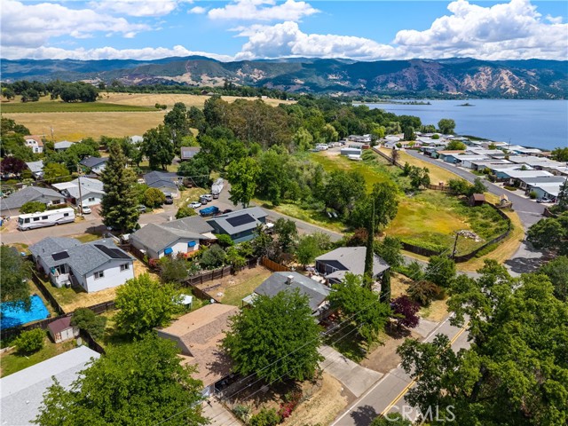 316 Robin Hill Drive, Lakeport