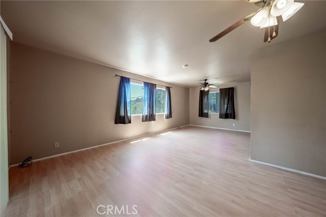 12410 Lakeview Drive, Clearlake Oaks