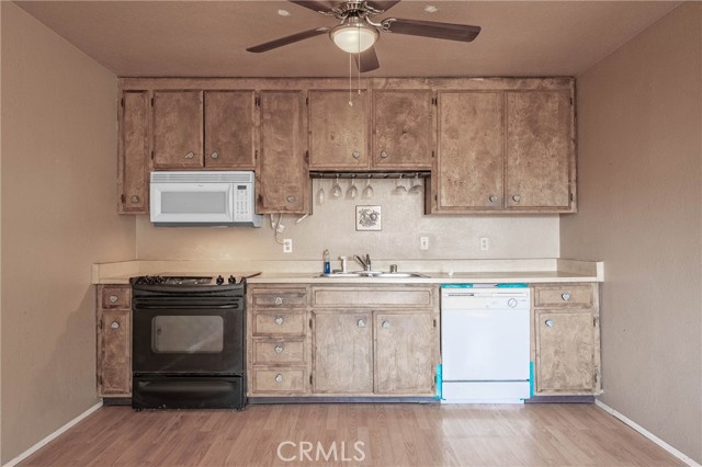 12410 Lakeview Drive, Clearlake Oaks