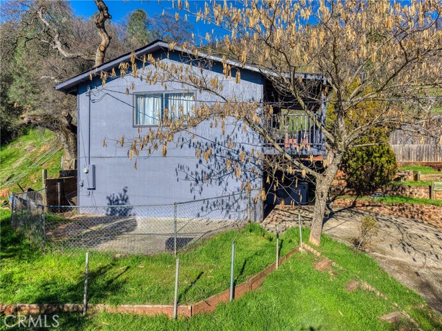 12410 Lakeview Drive, Clearlake Oaks